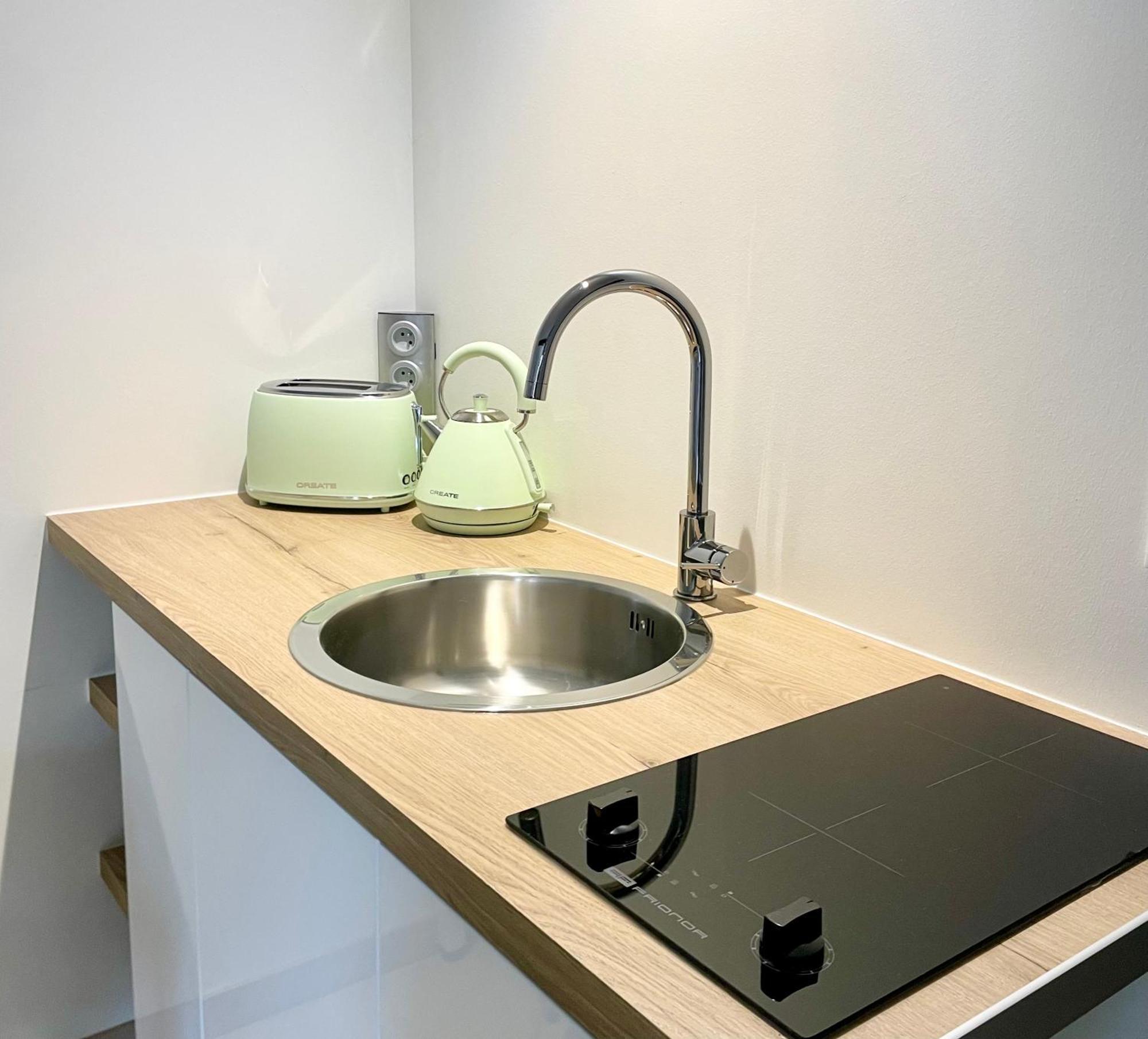Les Charmes Hotel Jugy Bagian luar foto