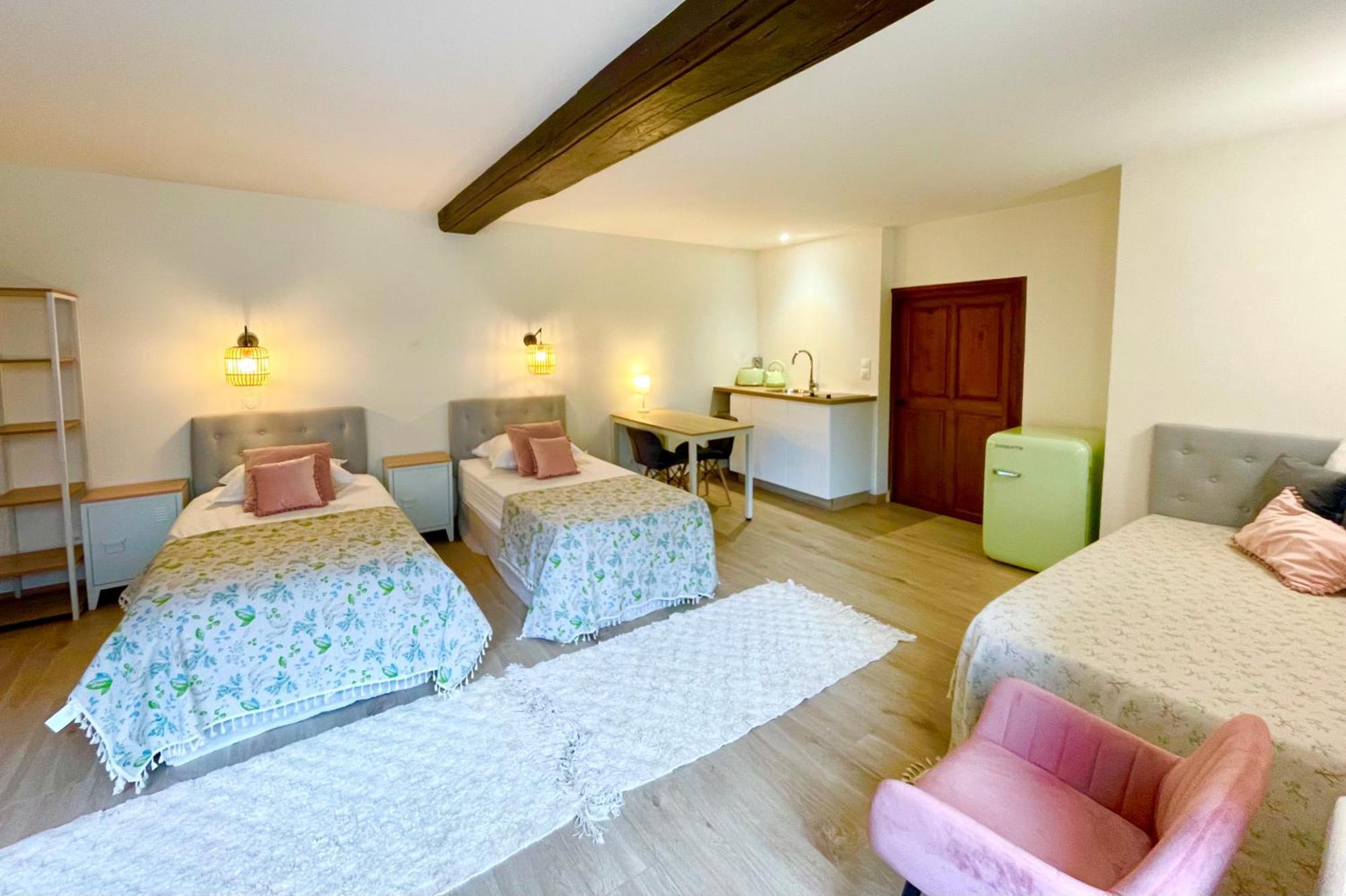 Les Charmes Hotel Jugy Bagian luar foto